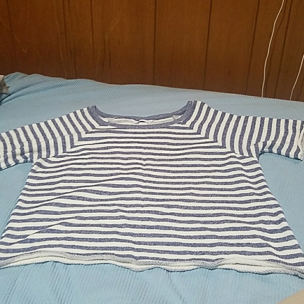 Victoria's secret short sleeve sweater